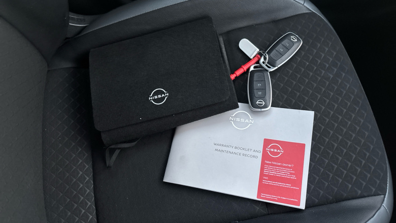 Nissan Juke 1.0 DiG-T 114 N-Connecta 5dr DCT Petrol Hatchback